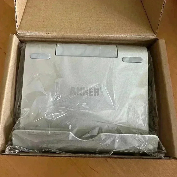 TechMatte iPhone/iPad Brushed Silver Metal Adjustable Stand Holder NWT - Picture 8 of 9